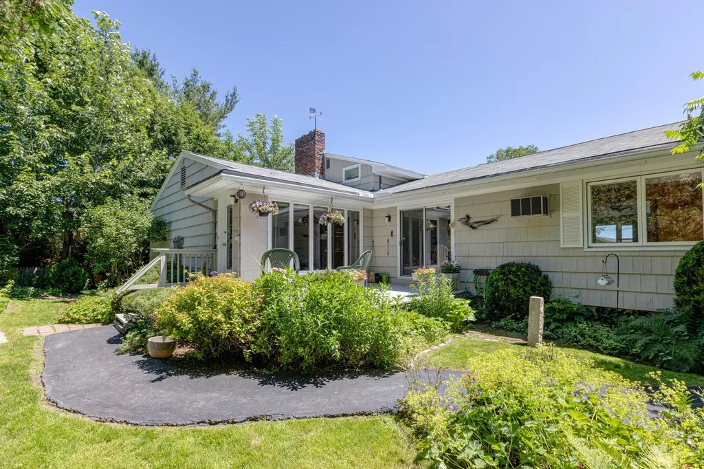288 Clifton Street Portland ME 04103