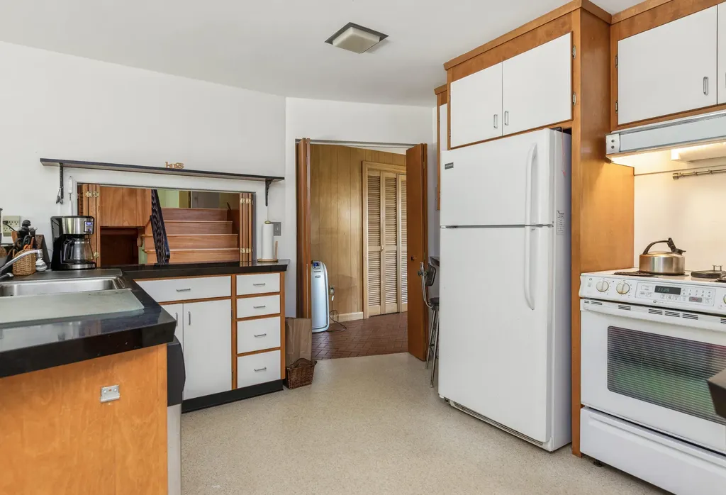 288 Clifton Street Portland ME 04103