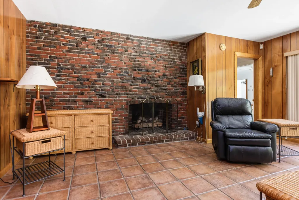 288 Clifton Street Portland ME 04103