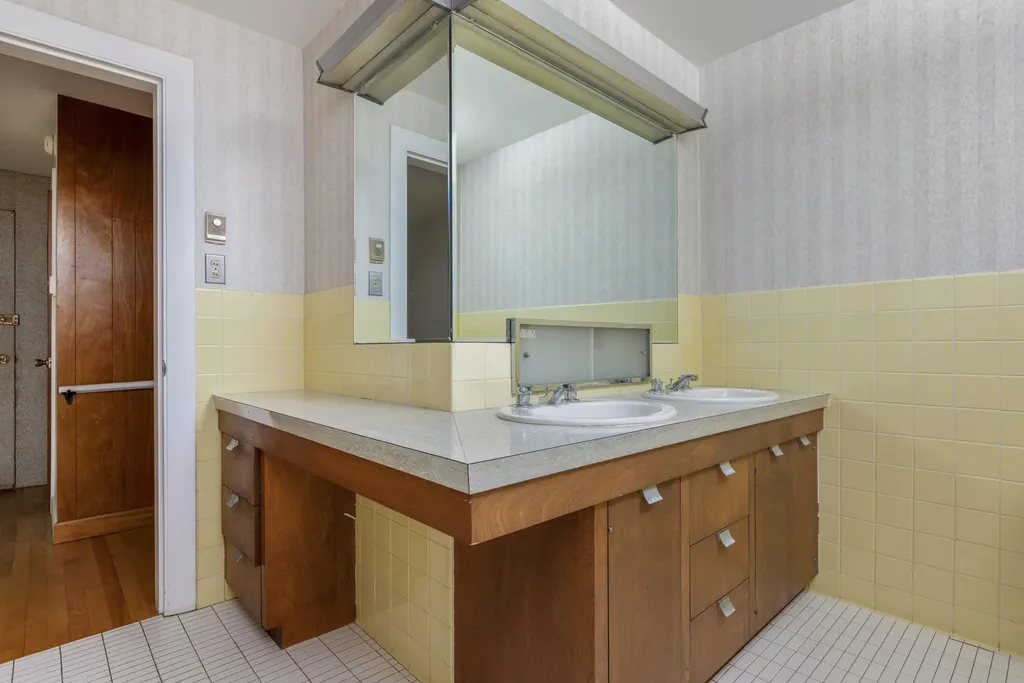 288 Clifton Street Portland ME 04103