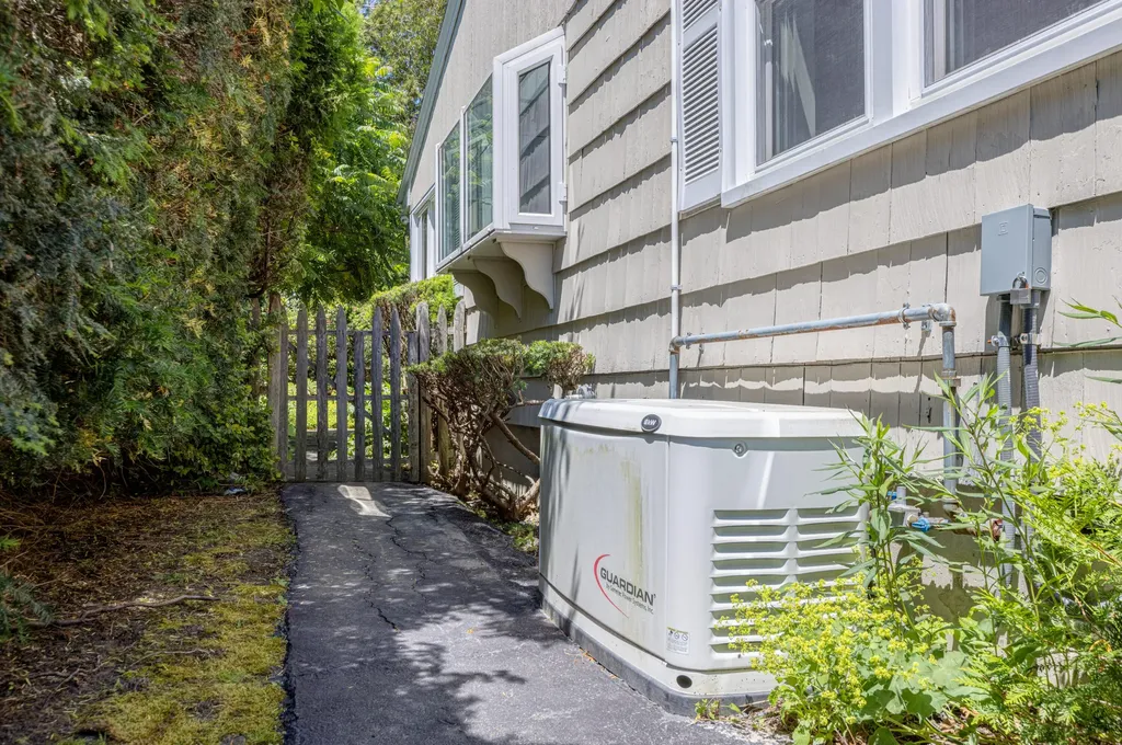 288 Clifton Street Portland ME 04103