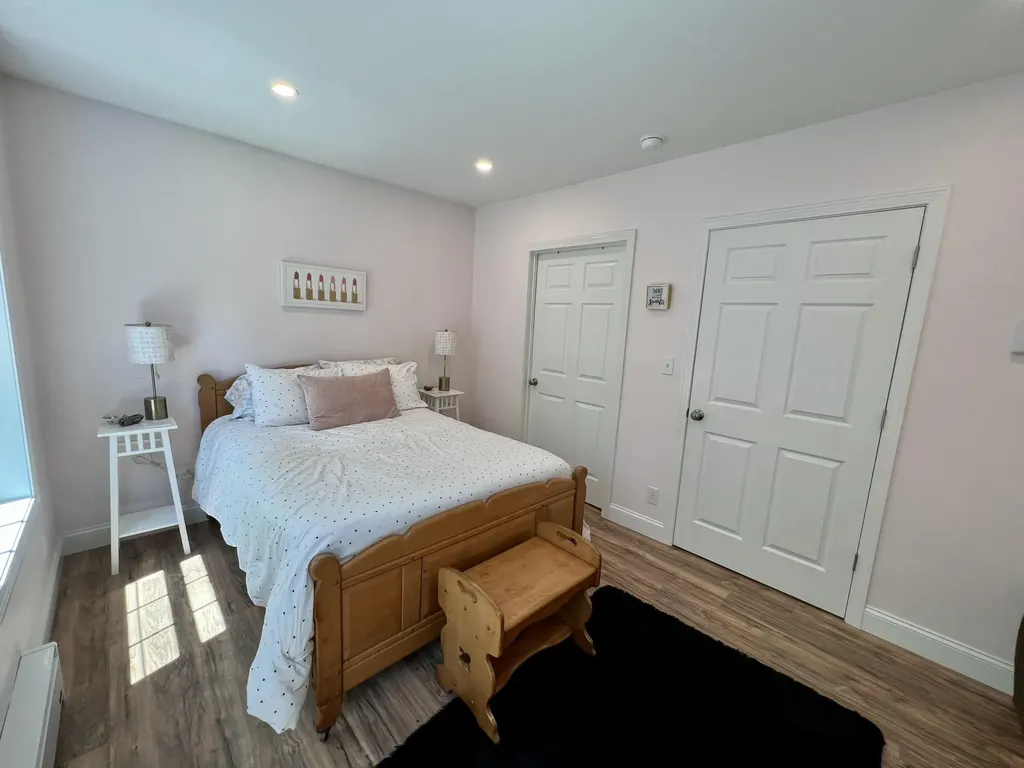 35 Old Nutt Farm Road Rockport ME 04856