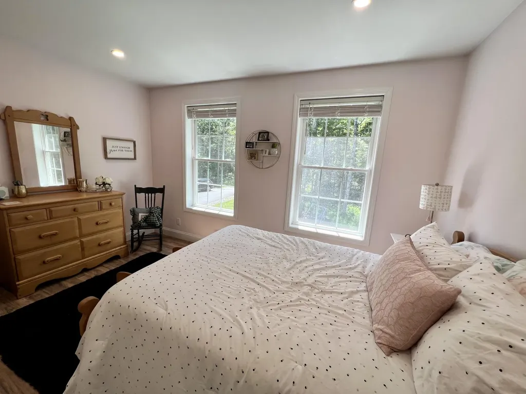 35 Old Nutt Farm Road Rockport ME 04856