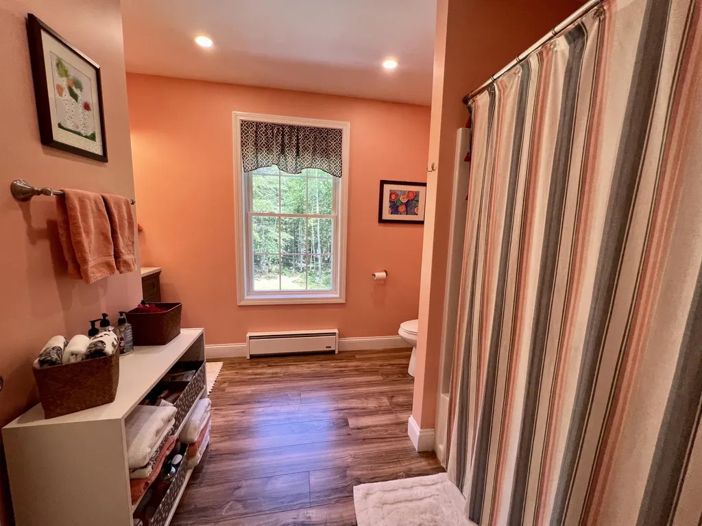 35 Old Nutt Farm Road Rockport ME 04856