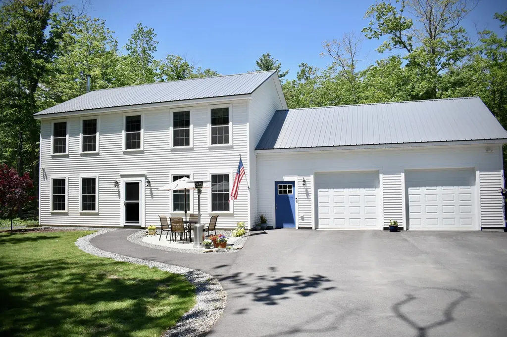 35 Old Nutt Farm Road Rockport ME 04856