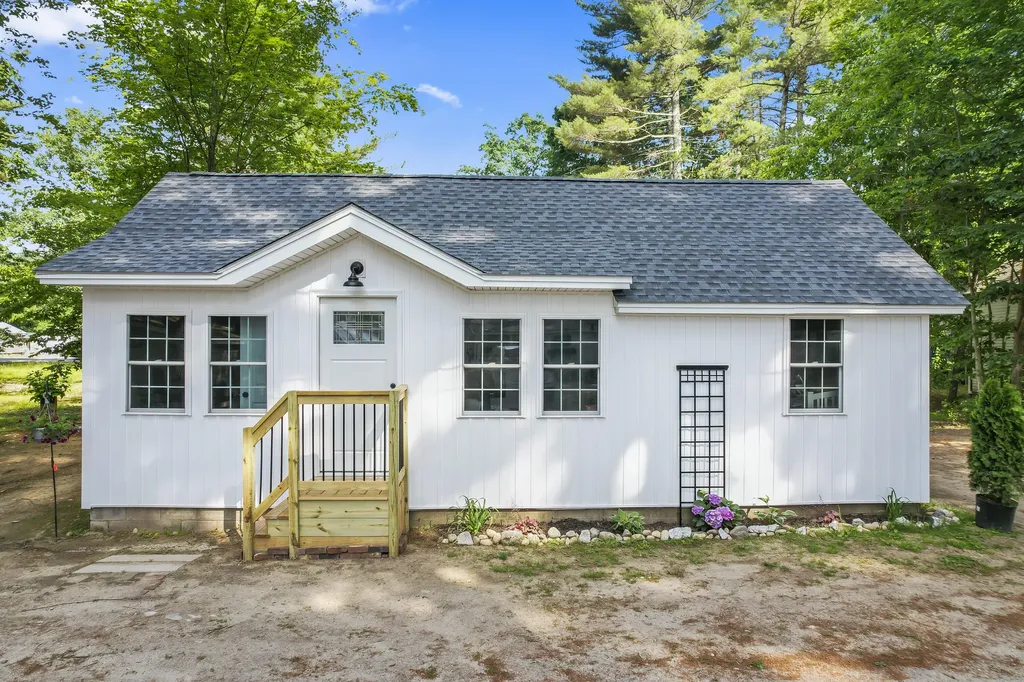 3 Pine Cove Road Gray ME 04039