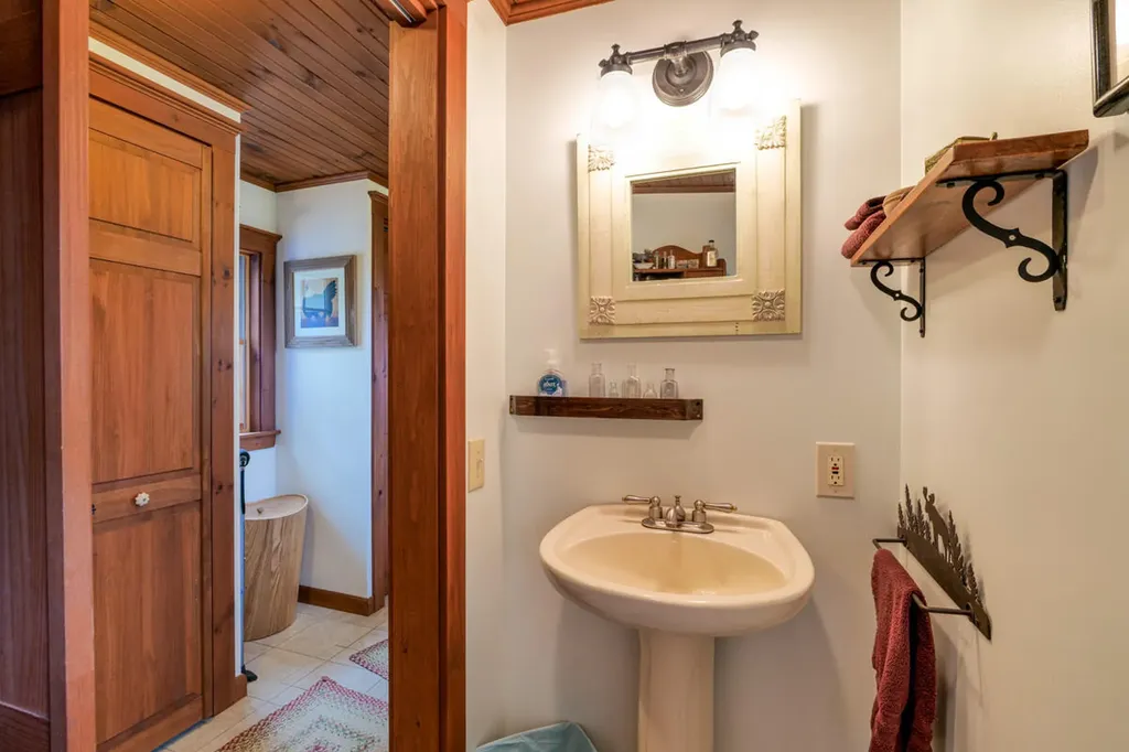500 Front Ridge Road Orland ME 04472