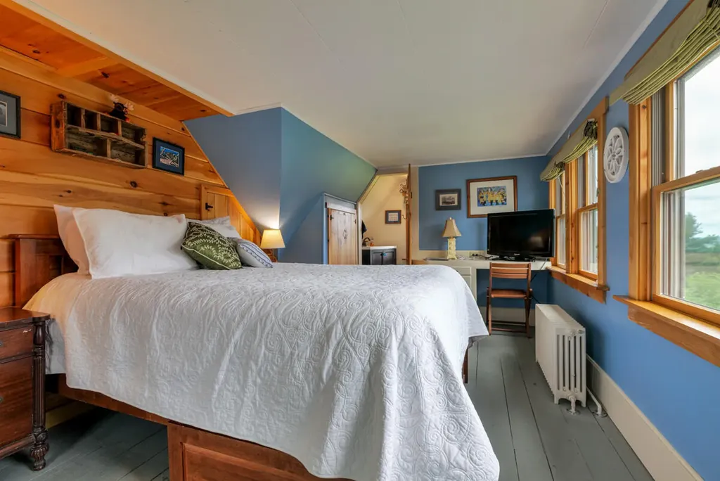 500 Front Ridge Road Orland ME 04472