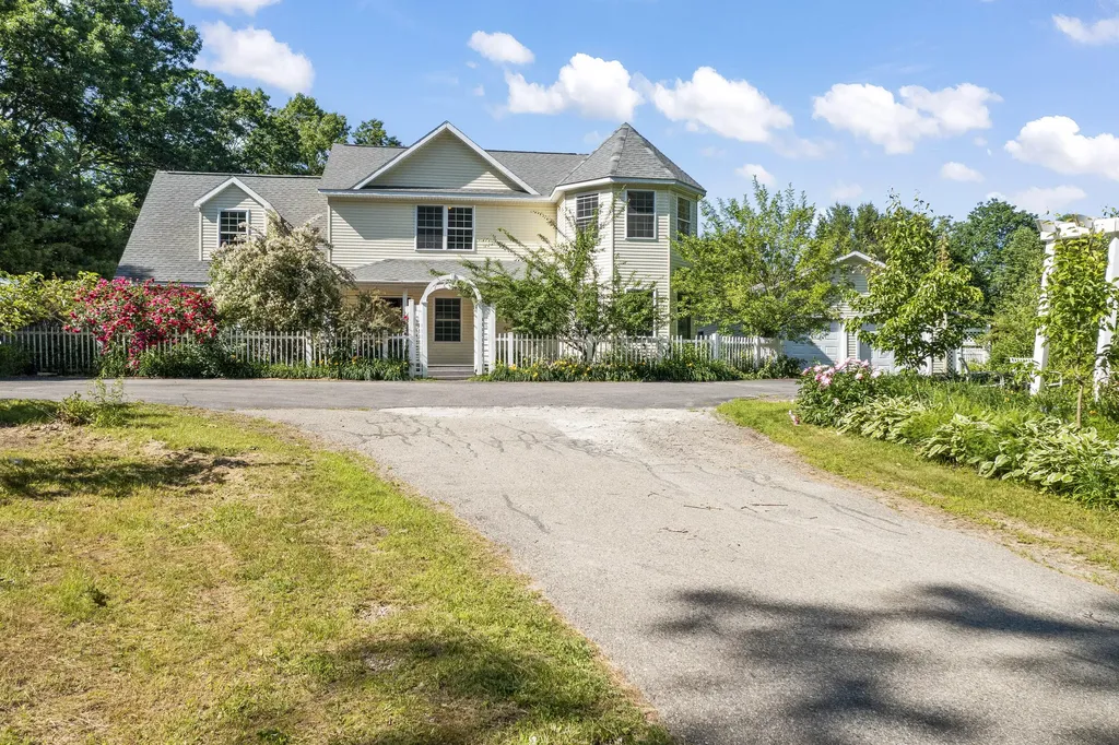 456 School Street Sanford ME 04073