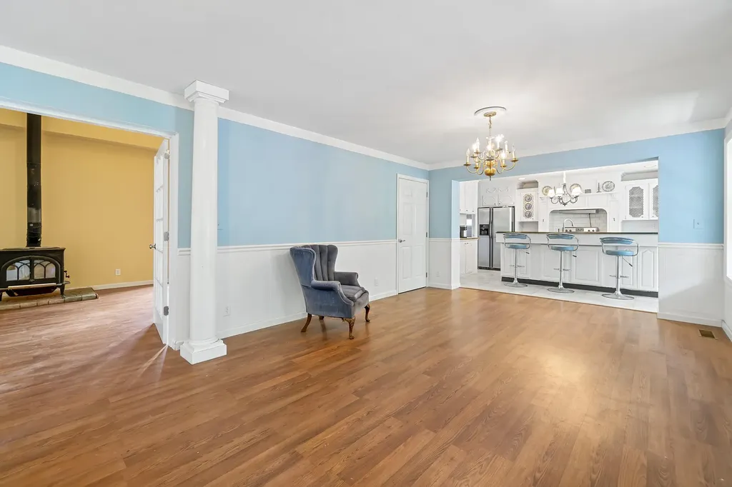 456 School Street Sanford ME 04073