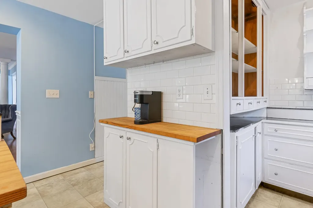 456 School Street Sanford ME 04073