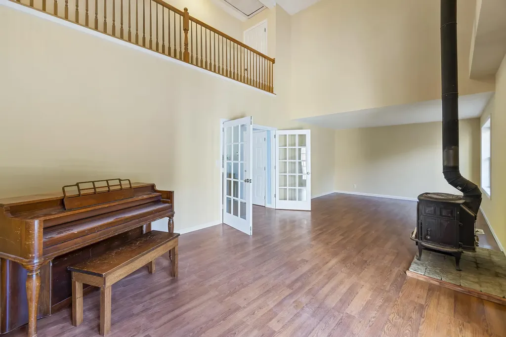 456 School Street Sanford ME 04073