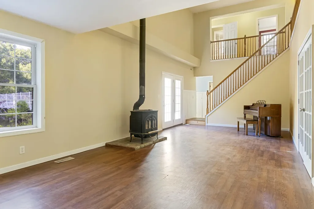 456 School Street Sanford ME 04073
