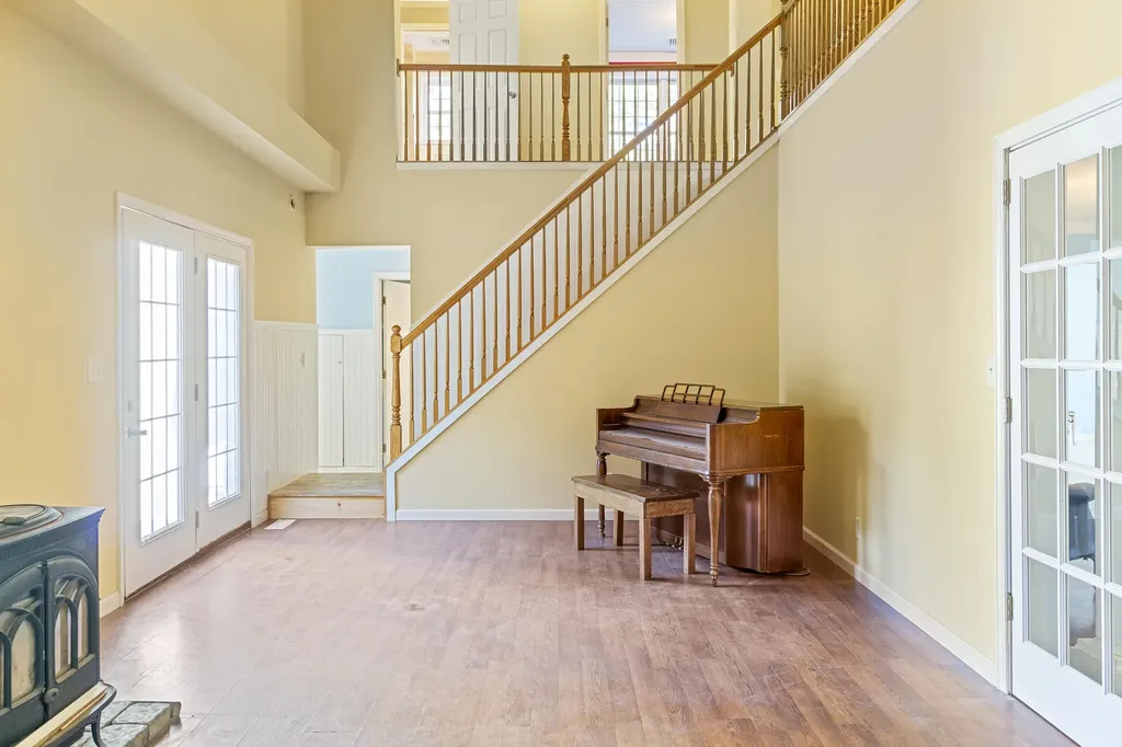 456 School Street Sanford ME 04073