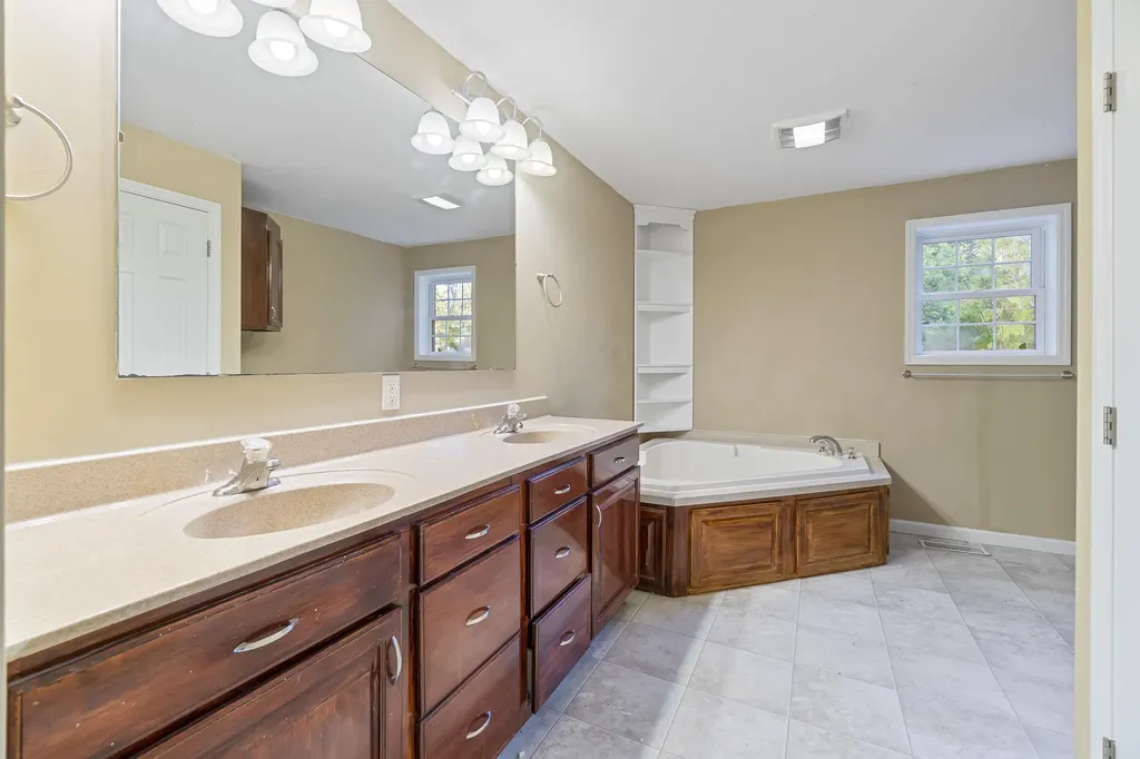 456 School Street Sanford ME 04073