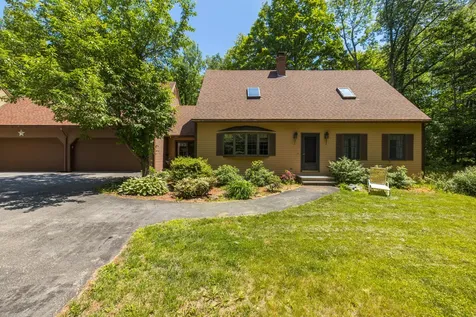 11 Country Club Drive Auburn ME 04210