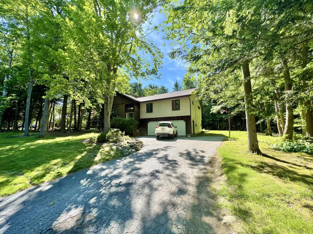 79 Woodland Drive Bangor ME 04401