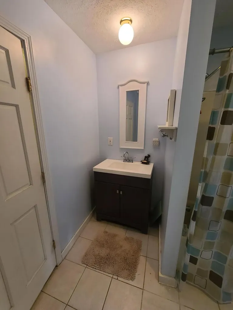 36 Newbury Street Auburn ME 04210