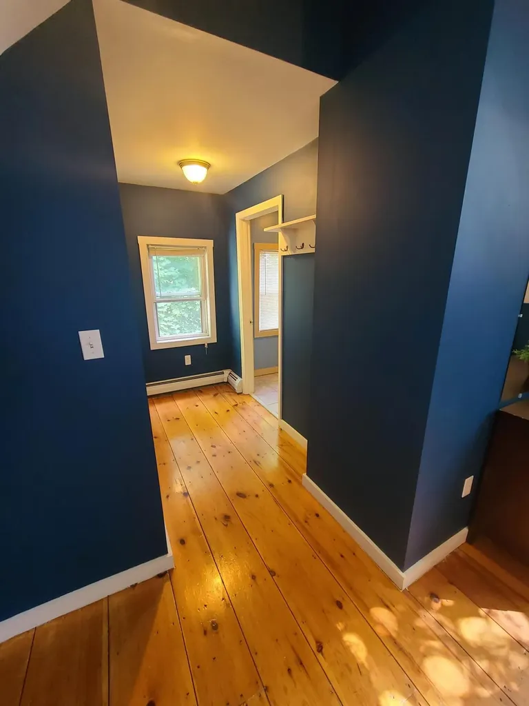 36 Newbury Street Auburn ME 04210