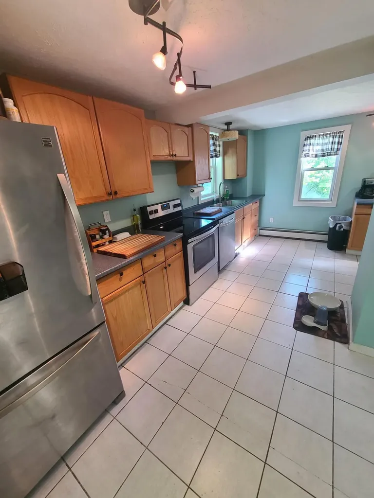 36 Newbury Street Auburn ME 04210