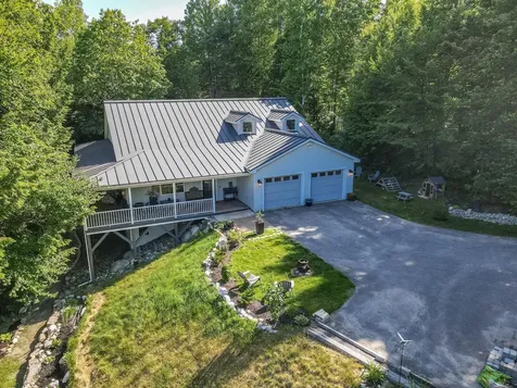 160 Mayflower Heights Drive Oakland ME 04963