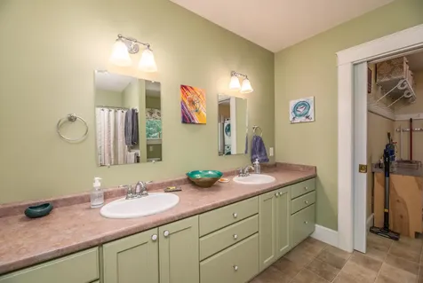 160 Mayflower Heights Drive Oakland ME 04963