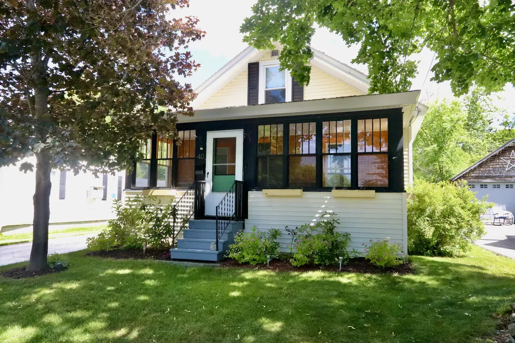 40 Manners Avenue Bangor ME 04401