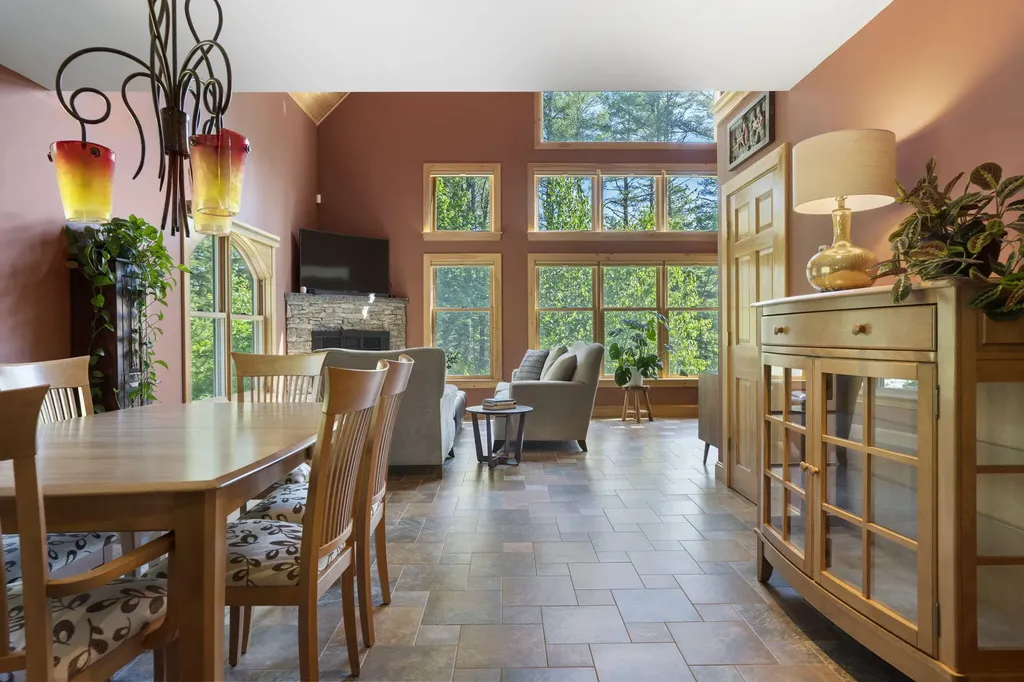 30 Kelsey Drive South Bristol ME 04573