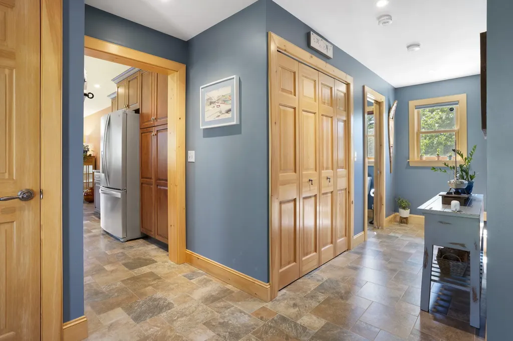 30 Kelsey Drive South Bristol ME 04573