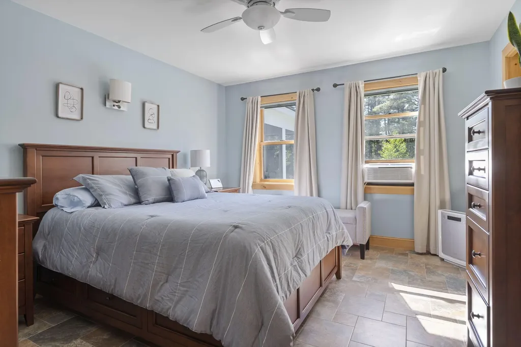 30 Kelsey Drive South Bristol ME 04573