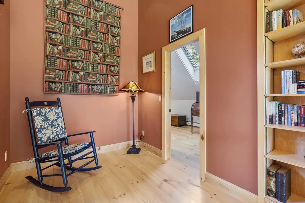 30 Kelsey Drive South Bristol ME 04573