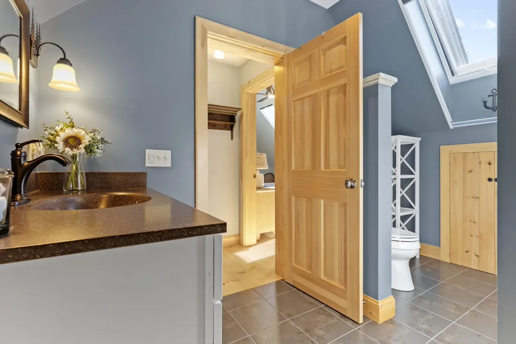 30 Kelsey Drive South Bristol ME 04573