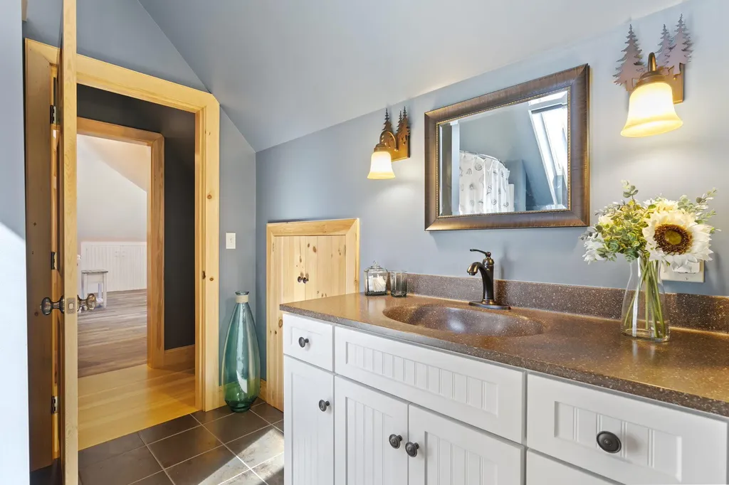 30 Kelsey Drive South Bristol ME 04573