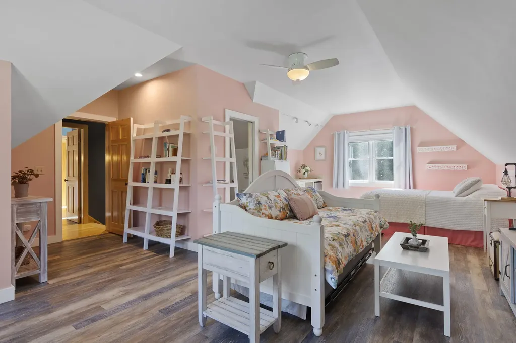 30 Kelsey Drive South Bristol ME 04573