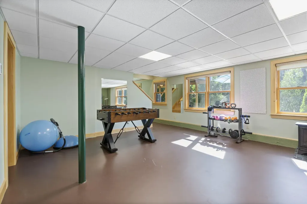30 Kelsey Drive South Bristol ME 04573