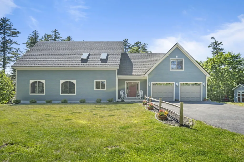 30 Kelsey Drive South Bristol ME 04573