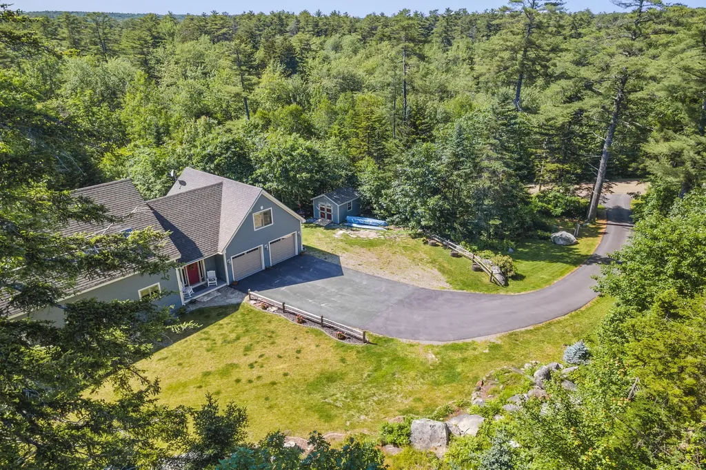 30 Kelsey Drive South Bristol ME 04573