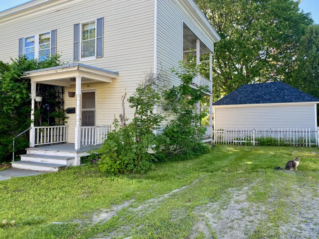 90 Hackett Street Lewiston ME 04240