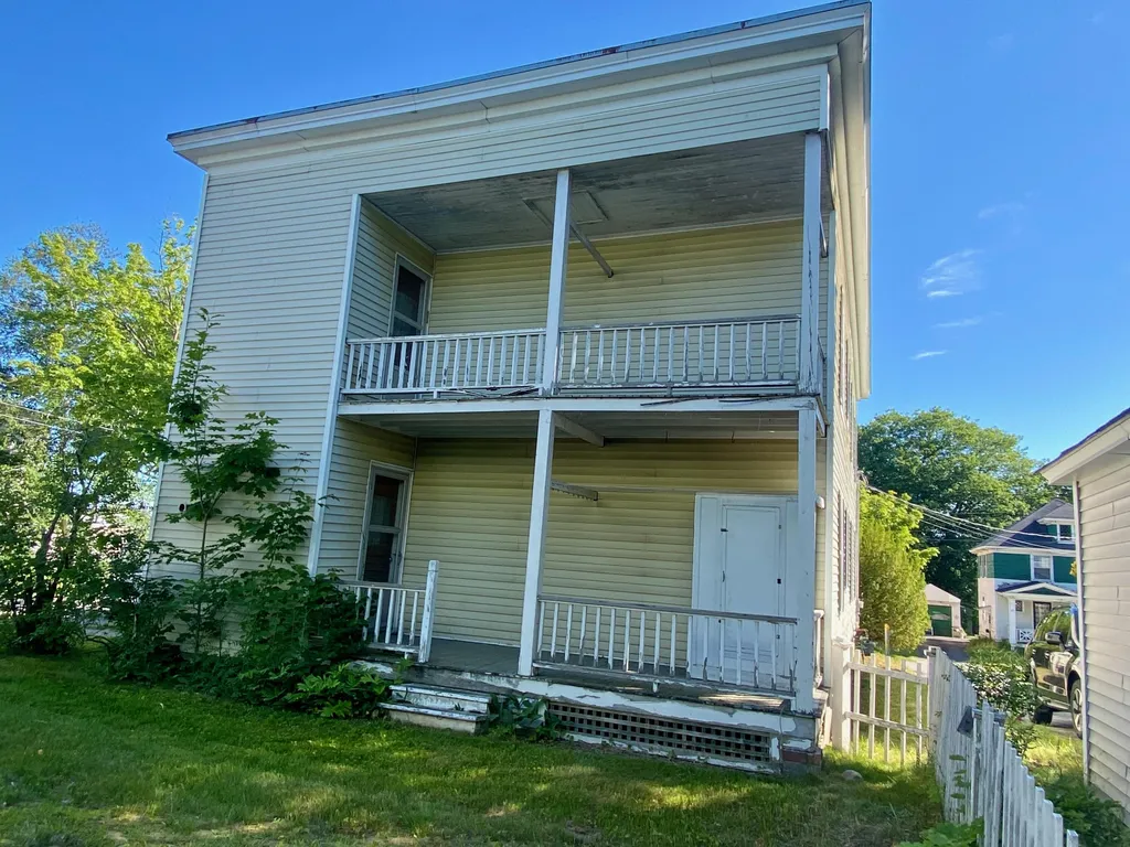 90 Hackett Street Lewiston ME 04240