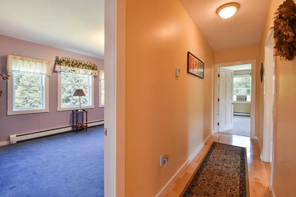 31 Goodenow Lane Bowdoin ME 04287