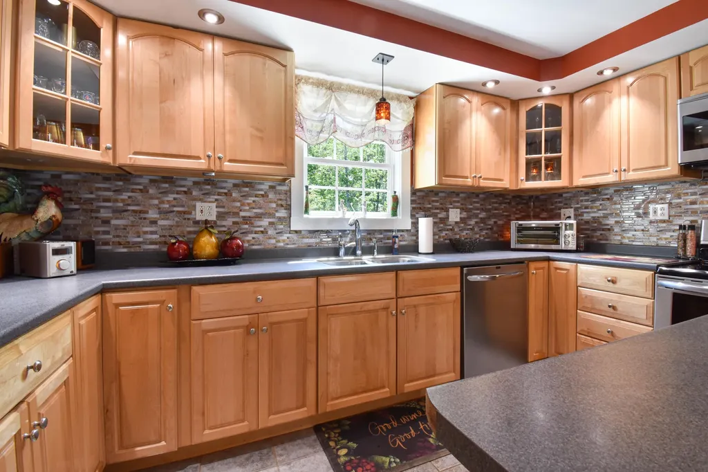 31 Goodenow Lane Bowdoin ME 04287