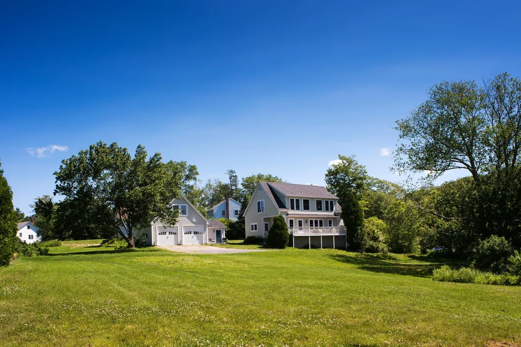 693 Wiscasset Road Boothbay ME 04537