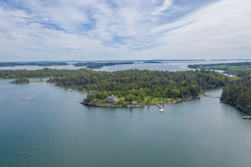 216 Zekes Point Road Vinalhaven ME 04863