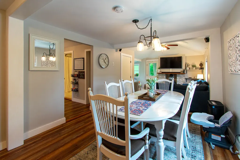 375 Broadway Rockland ME 04841