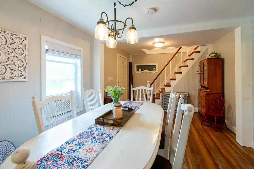 375 Broadway Rockland ME 04841