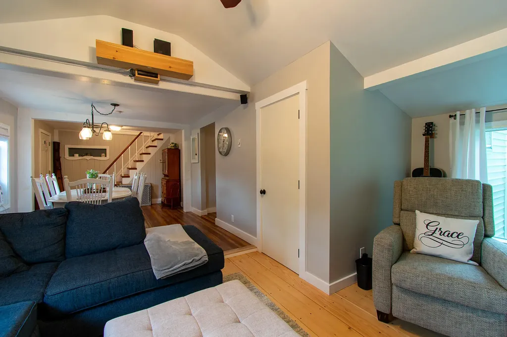 375 Broadway Rockland ME 04841