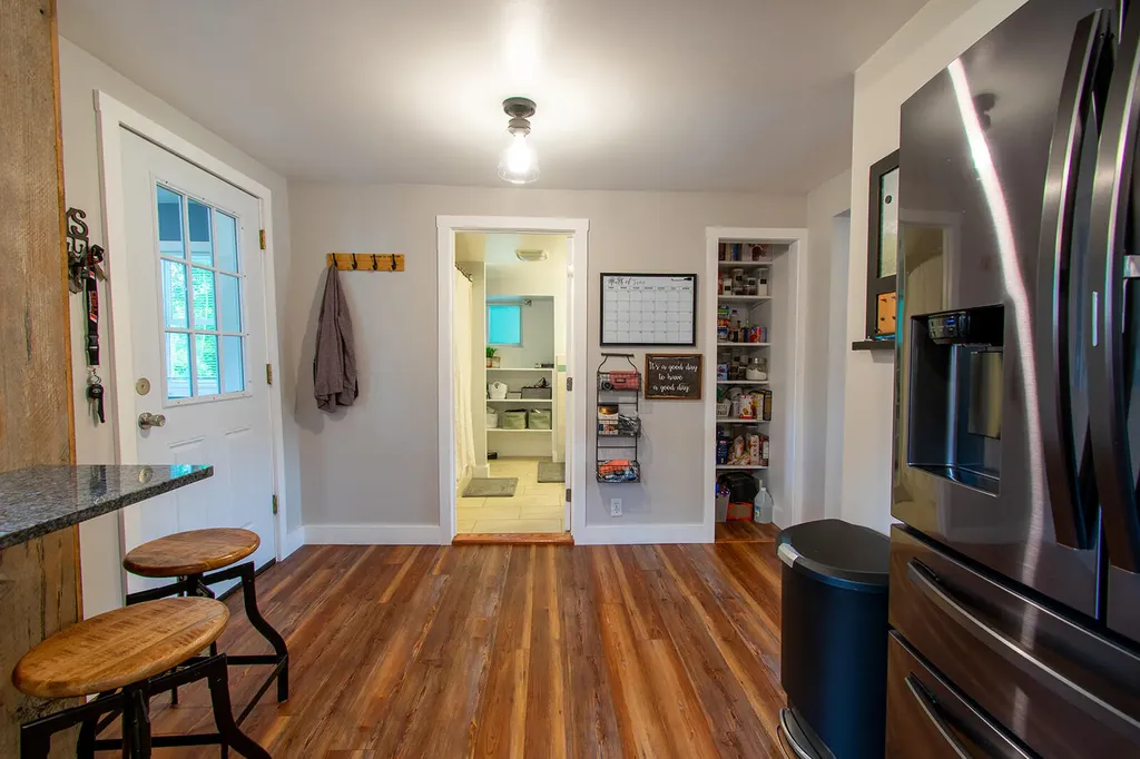 375 Broadway Rockland ME 04841