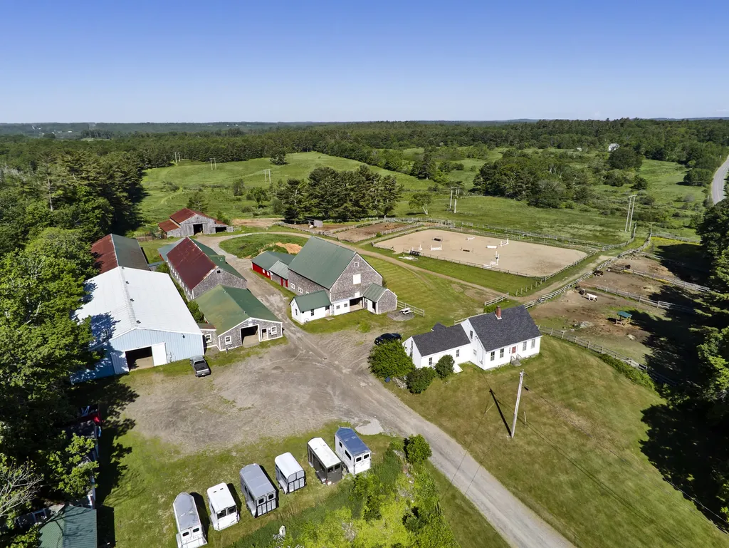 626 Western Road Warren ME 04864