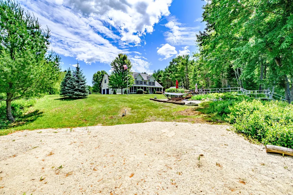 92 Diamond Drive Denmark ME 04022