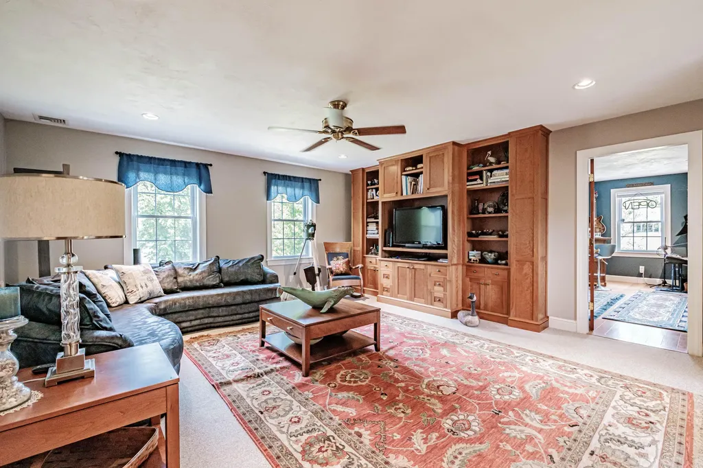 92 Diamond Drive Denmark ME 04022